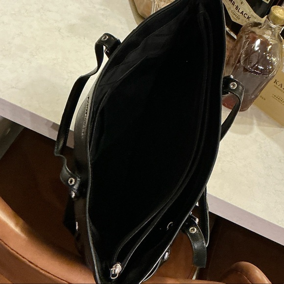 Michael Kors Sleek Black Leather Tote - Picture 5 of 8